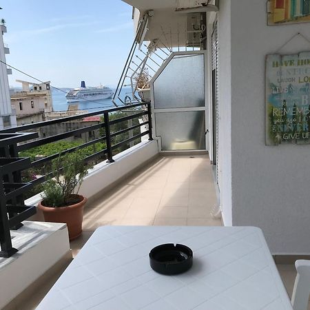 Kosta'S City Apartment Sarandë エクステリア 写真