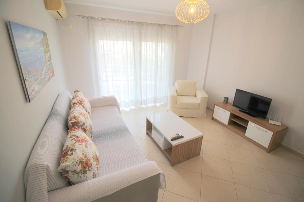 Kosta'S City Apartment Sarandë エクステリア 写真